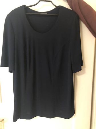 Edles Shirt, Grösse 52 von Elena Grunert