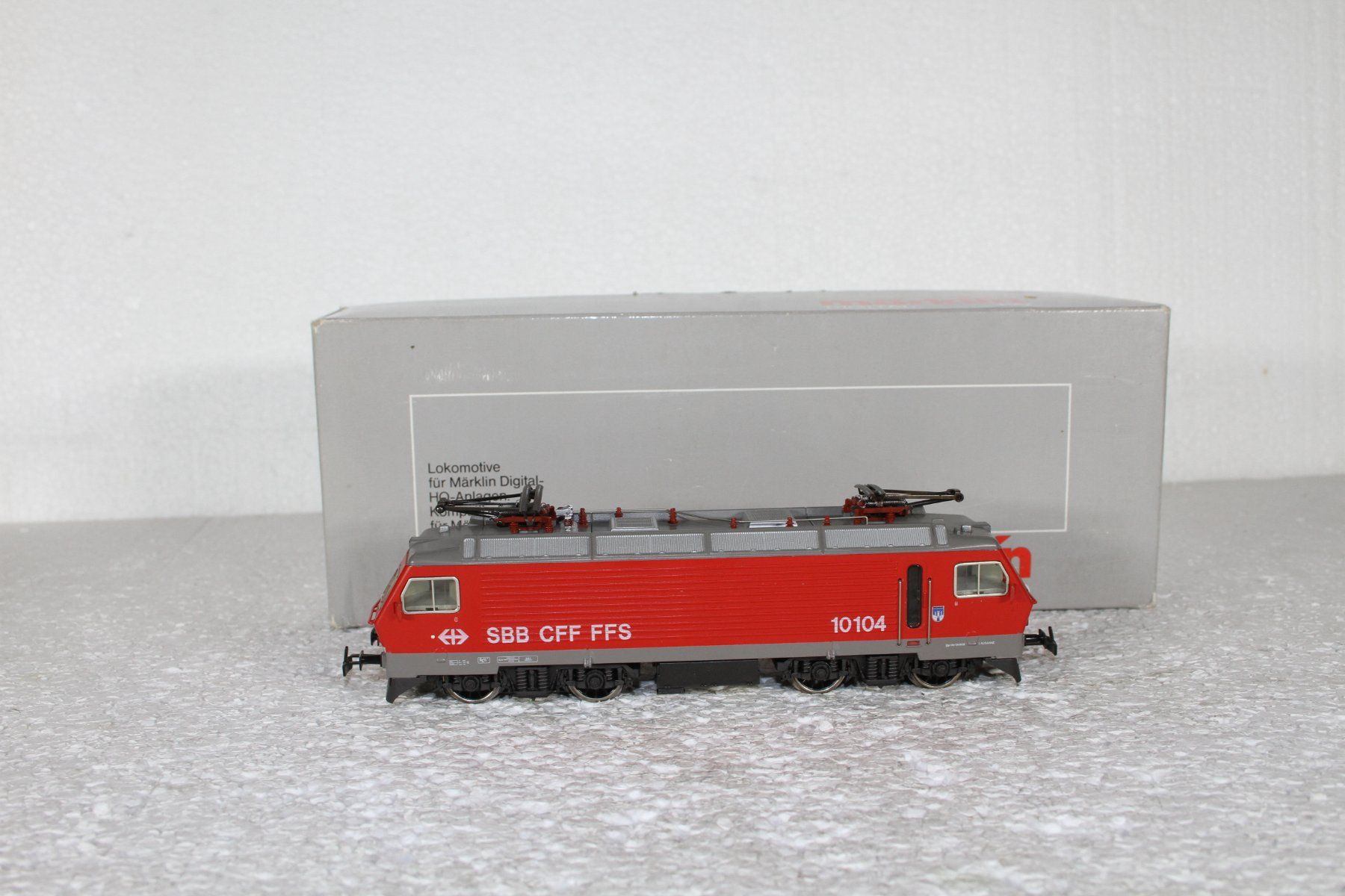 Märklin Modellini di ferrovie: Märklin 3623 SBB Re 4/4, 446 digital – Usato da Triesen venduto da gleis8
