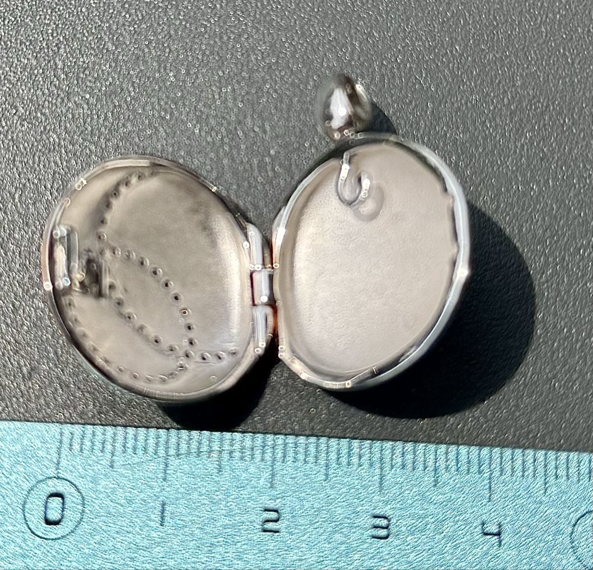 Anhänger: Silbermedaillon 925er Silber mit Zirkonia, rosé/silber – Gebraucht aus Rüti ZH von MapleLeaf62 3