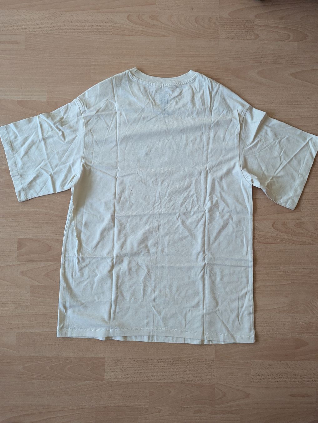 T-shirt: BILLIE EILISH - OFFICIAL TSHIRT – Usato da Biel/Bienne venduto da Soupape50 1