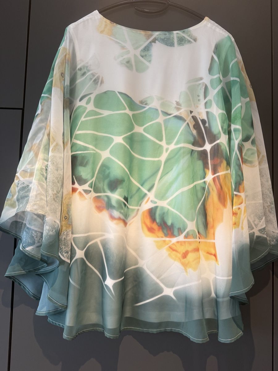 Top: Top in Top, one size – Nuovo (secondo la descrizione) da Adligenswil venduto da Esthee 1