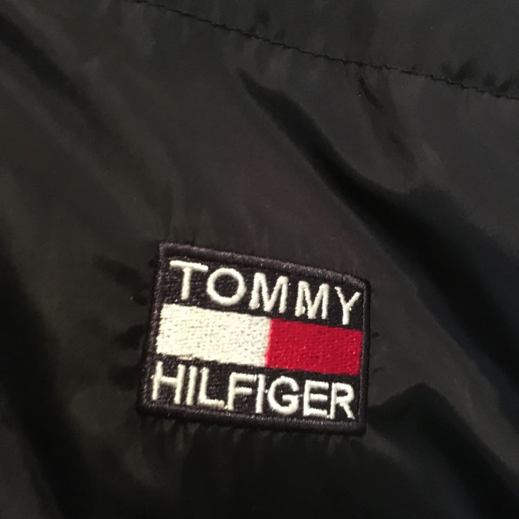Tommy Hilfiger Vestes: Tommy Hilfiger Winterjacke XL – D'occasion à Schleitheim par Pi3.14 3