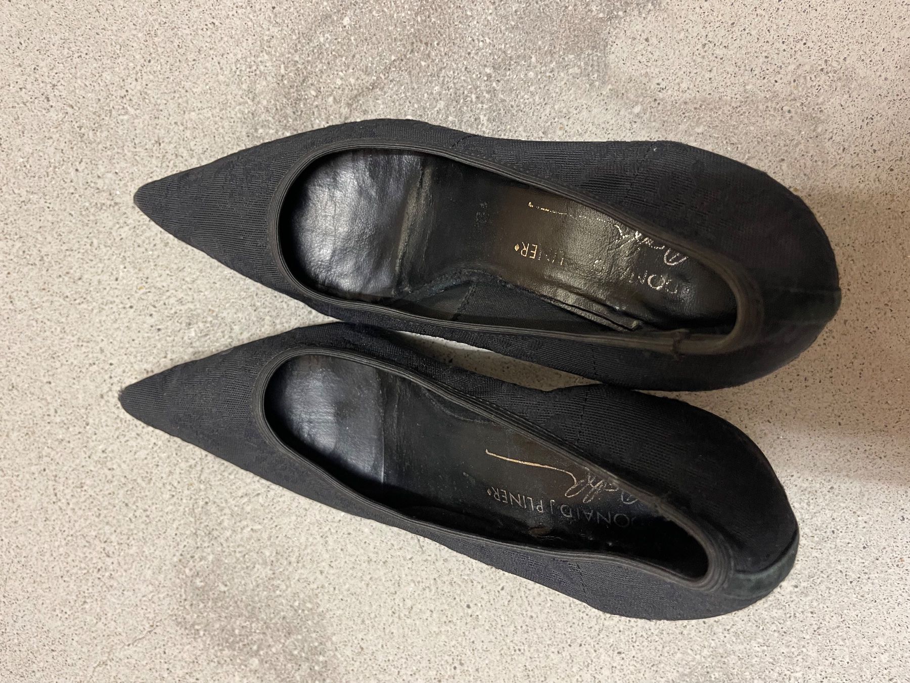 Scarpe da donna: Elegant Black Pumps – Nuovo (secondo la descrizione) da Zürich venduto da Alpen209