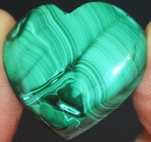 Cabochon L-1342 – Malachit Herz Edelstein – 23x25mm
