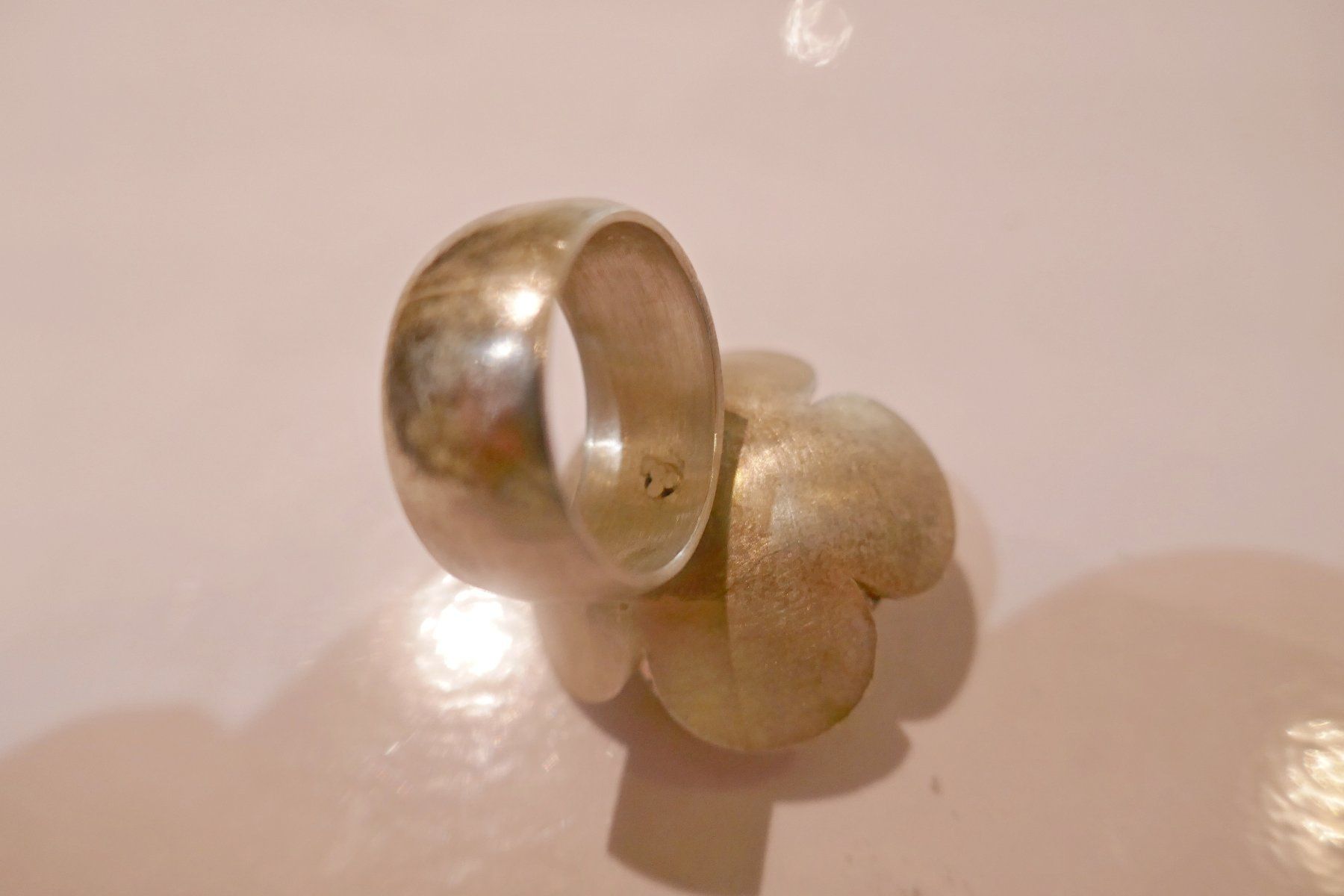 Anelli: Handarbeit Silber Ring 25,2 gr. mit Perlen Ringgr. 57 – Usato da Schaffhausen venduto da swisswatches-andmore 3