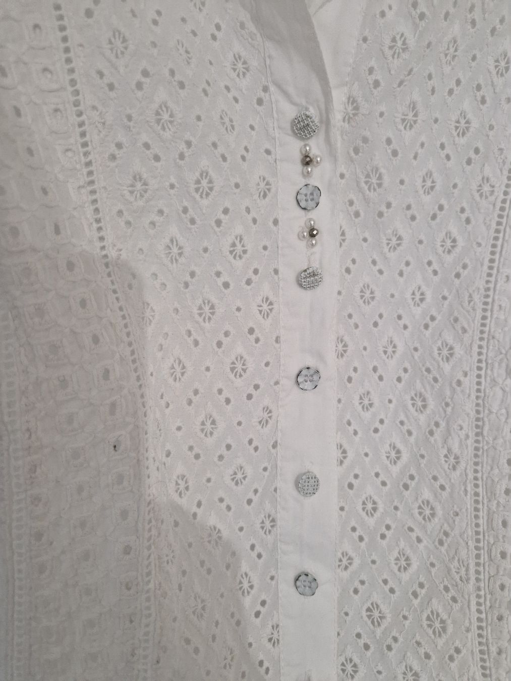 Peter Hahn Blusen: Bluse Gr. 48, kurzarm, von Peter Hahn, mit Strass-Knöpfe – Gebraucht aus Arlesheim von Vera6 6