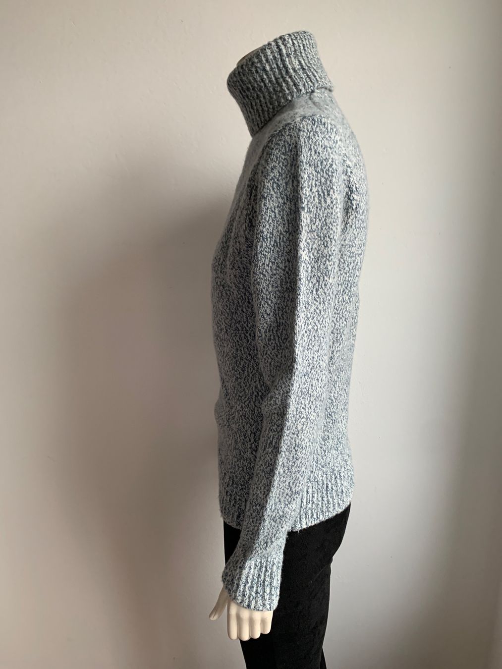Tommy Hilfiger Maglioni & Felpe: Tommy Hilfiger: Neuer warmer Rollkragen-Pullover, S – Nuovo (secondo la descrizione) da Luzern venduto da designluzern 4