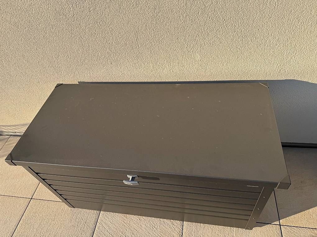 Biohort Box contenitori: Biohort Freizeitbox 130 dunkelgrau-metallic – Usato da Einsiedeln venduto da Rona 2