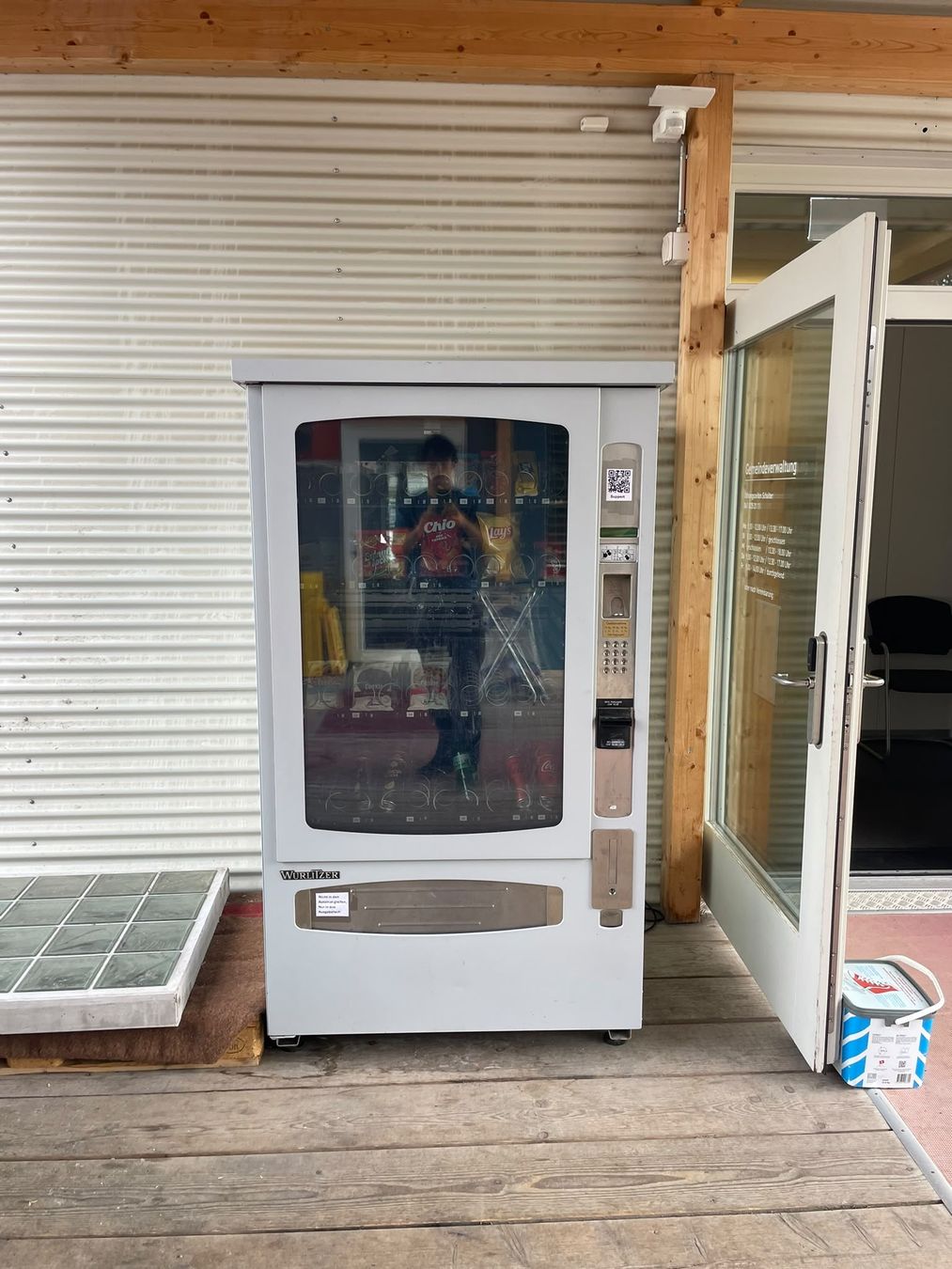 Wurlitzer Altro per Gastronomia & Hotel: Wurlitzer 1000 Snackautomat  – Usato da Seewen SO venduto da Jonas-03