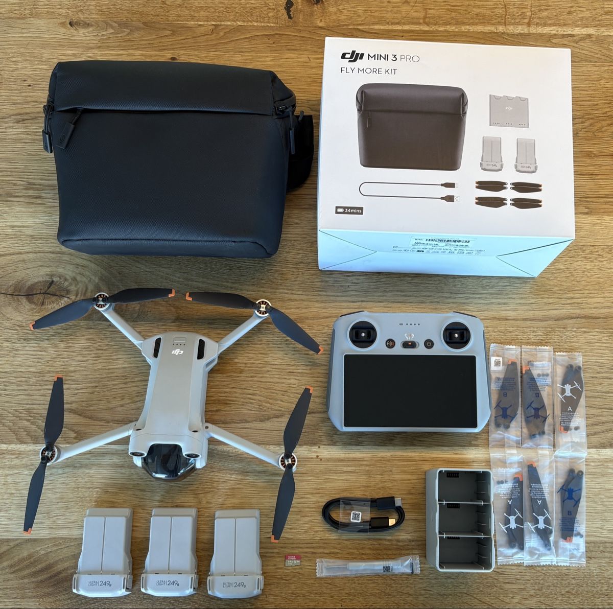DJI Modellismo RC: Drone DJI Mini 3 Pro Fly More Kit - État impeccable – Usato da Meyriez venduto da Dauphin_4 1