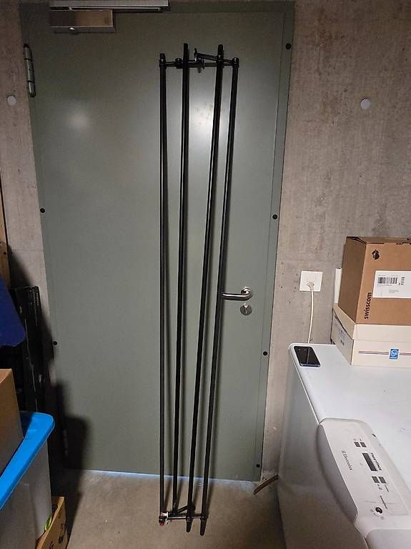 Tende: A vendre diverses barres à rideaux  – Usato da Bulle venduto da mur_7mwd 2