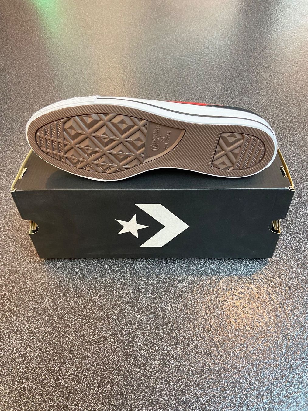 Converse Scarpe da donna: CONVERSE  GRÖSSE 43  INNENSOHLE 28 CM – Nuovo e nell'imballaggio originale da Zürich venduto da LIQUIDATOR.CP 1