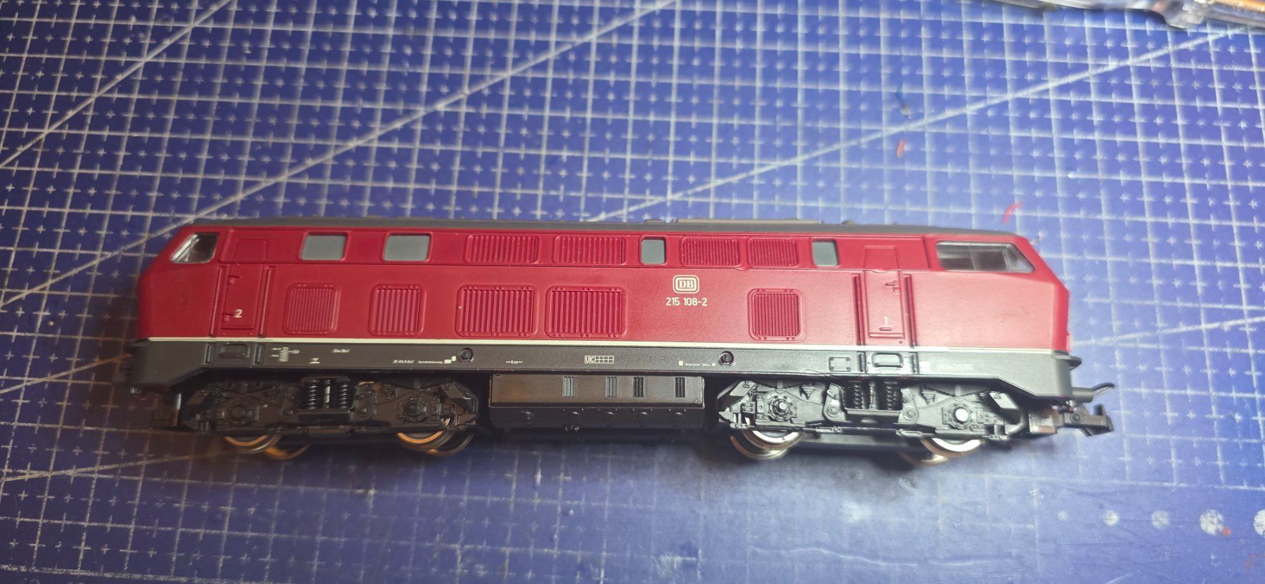Roco Modellini di ferrovie: HO DB BR215 108-2 DC analog mit digital schnittstelle – Usato da Hochfelden venduto da Danizh0