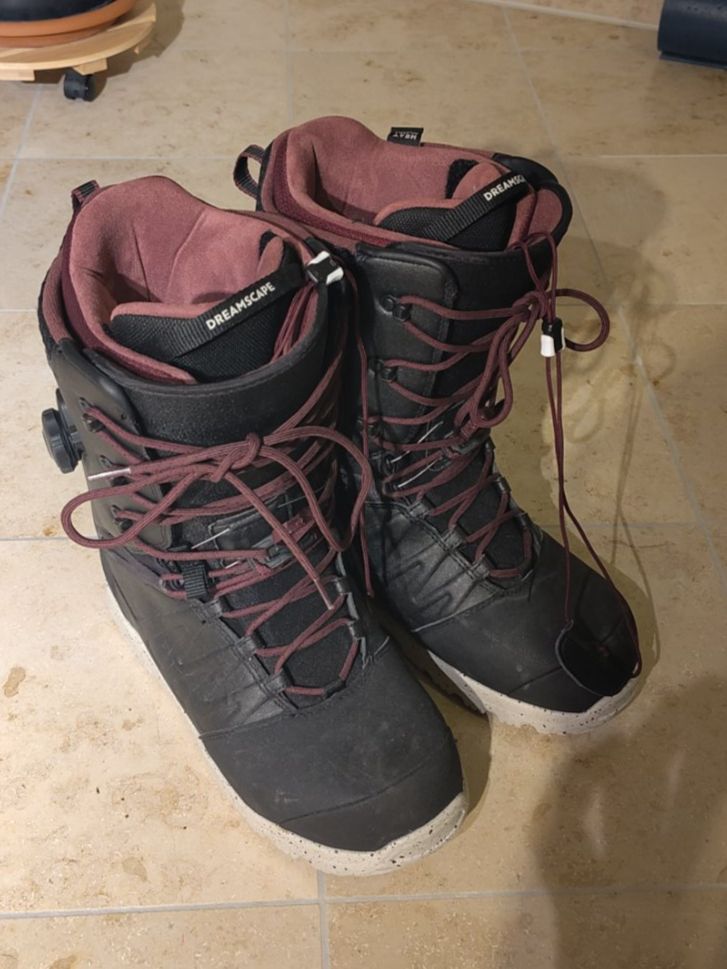 Decathlon Scarpe da uomo: Snowboard Boots 45 / 28.5 Decathlon Dreamscape, barely used – Usato da Zürich venduto da ger_c9cg