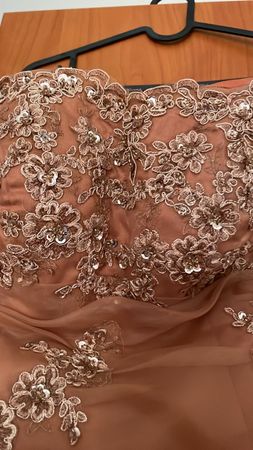 Abendkleid Korallfarben Corsage Grösse 36/38 Strass Steine