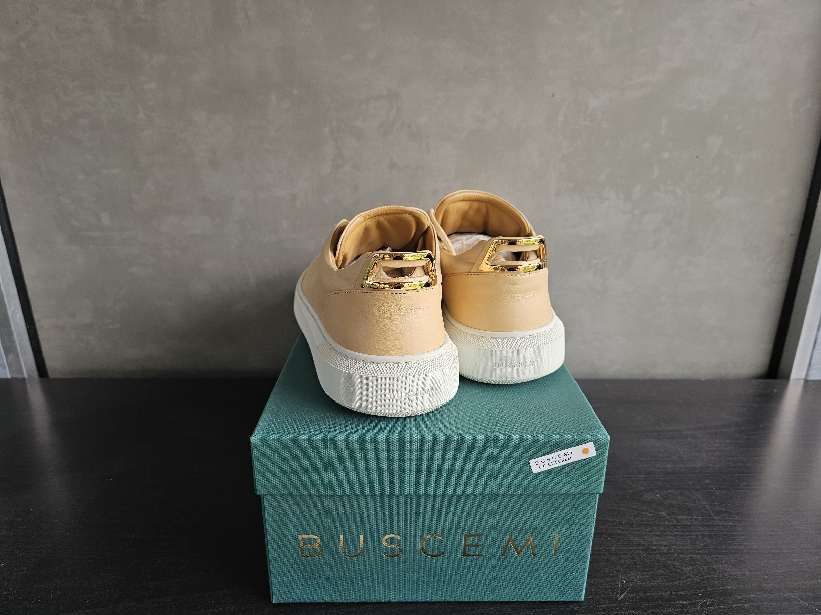 Scarpe da uomo: Buscemi uno Sneaker Gr 43 – Usato da Stäfa venduto da Espresso_Macchiato 2