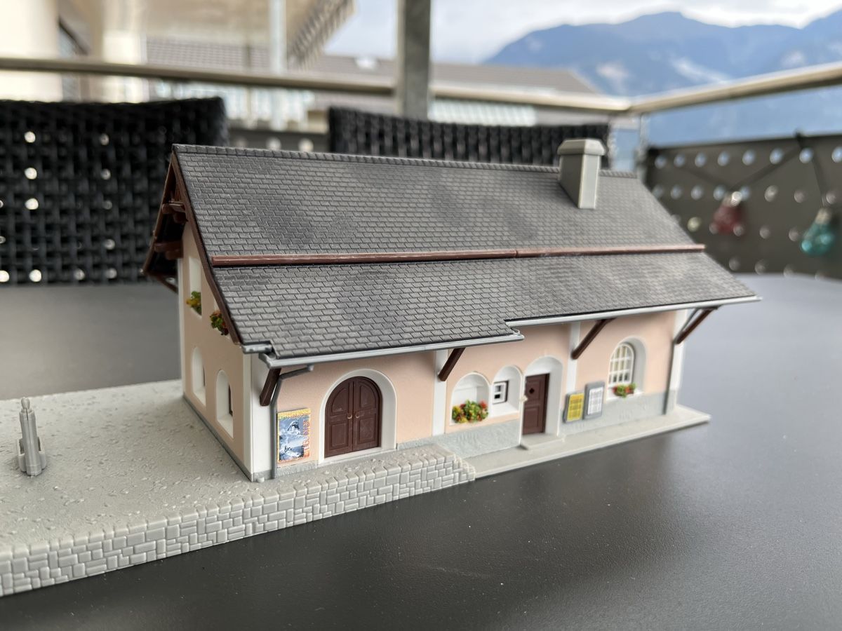 Faller Modellini di ferrovie: Bahnhof Susch RhB – Nuovo (secondo la descrizione) da Thusis venduto da Starlera