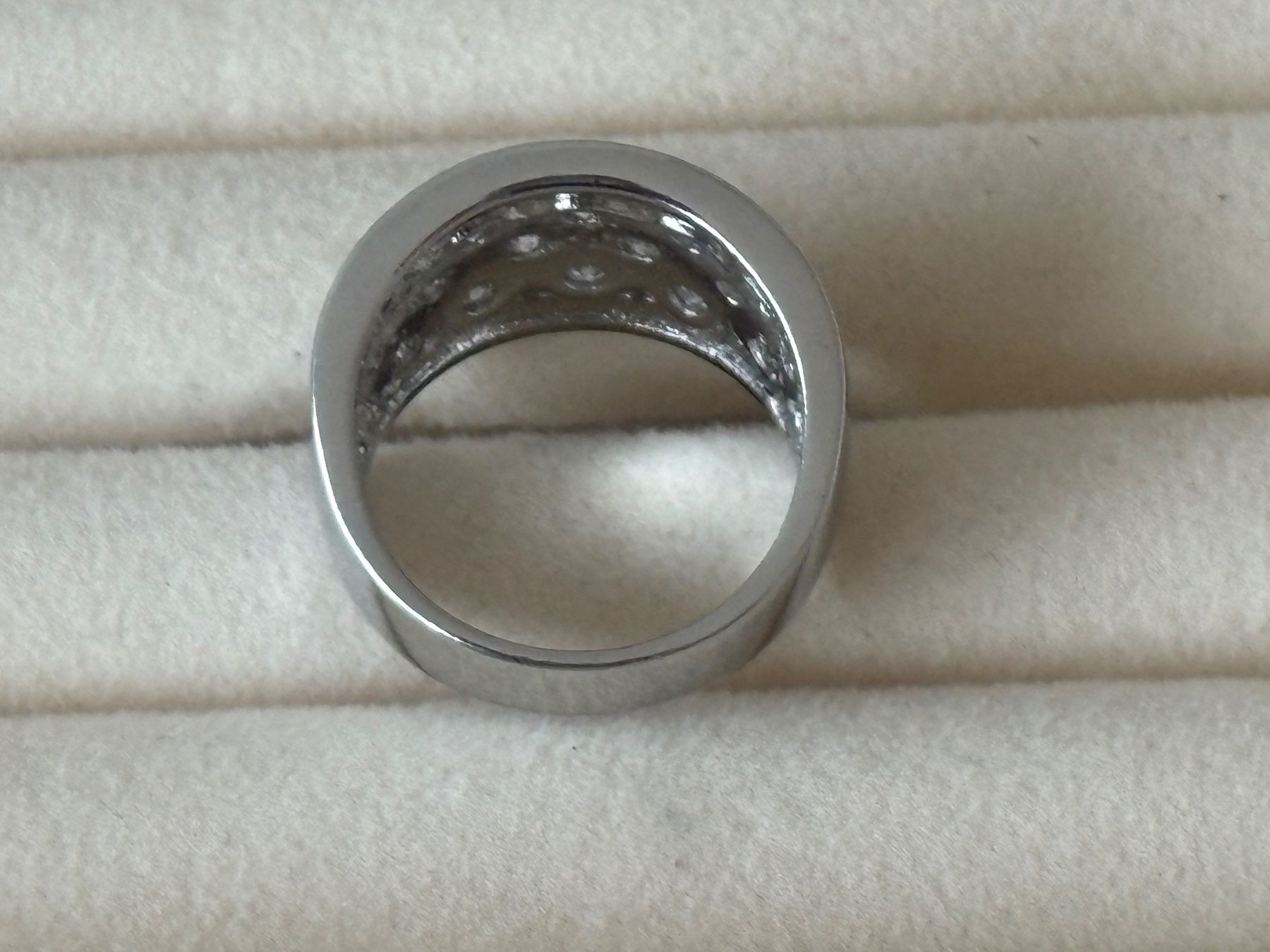 Anelli: Luxus Elegante Gr: 19/9  Ring Farbe:Silber Zirkonia – Nuovo (secondo la descrizione) da Biel-Bienne venduto da Roserosse13 2