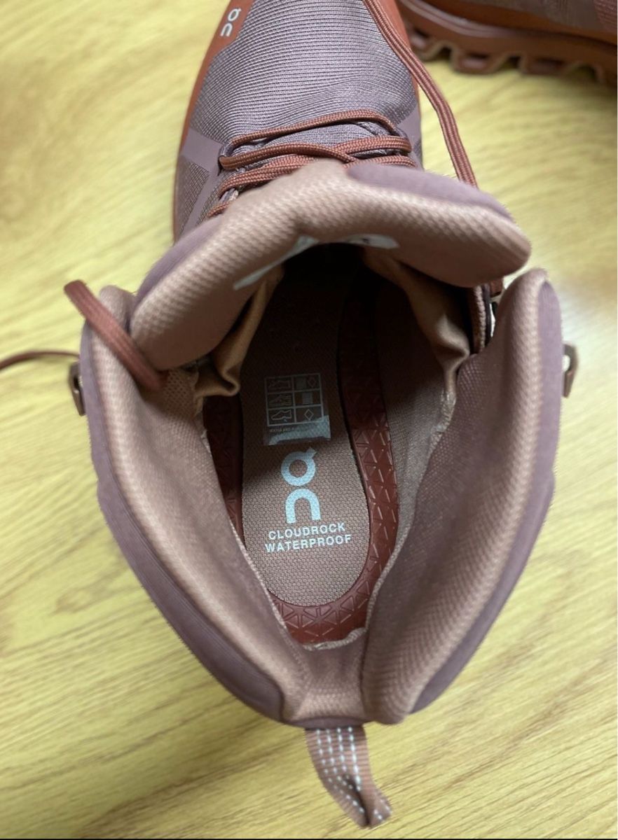 Scarpe da donna: ON CLOUDROCK Wander/Hiking/Freizeitschuh – Usato da Männedorf venduto da k3_ac 4