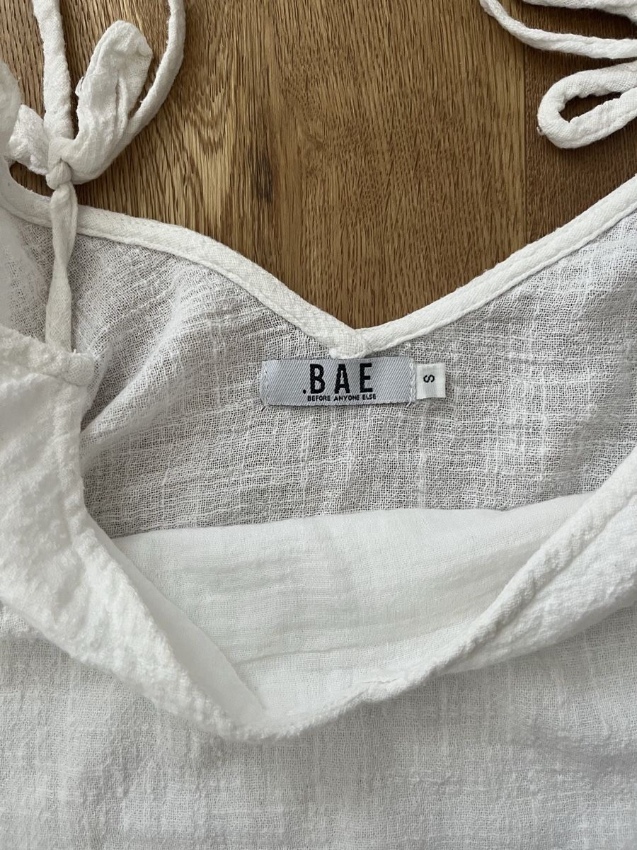 Top: BAE Before Anyone Else Top, Gr. S – Usato da Interlaken venduto da fbnscl 2