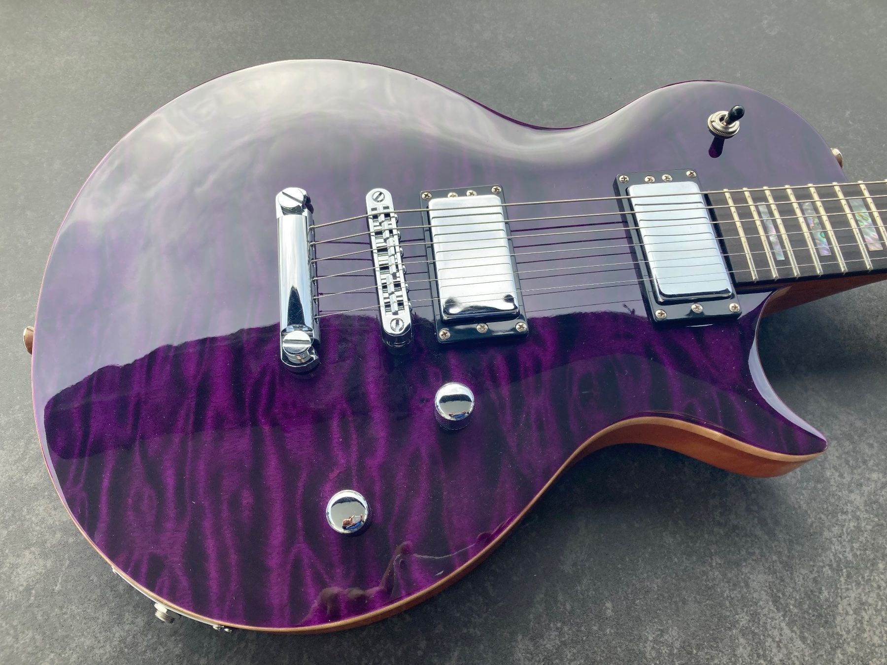 Strumenti musicali: Carvin Les Paul ** NEUWERTIG ** – Nuovo (secondo la descrizione) da Zürich venduto da Stratoblaster