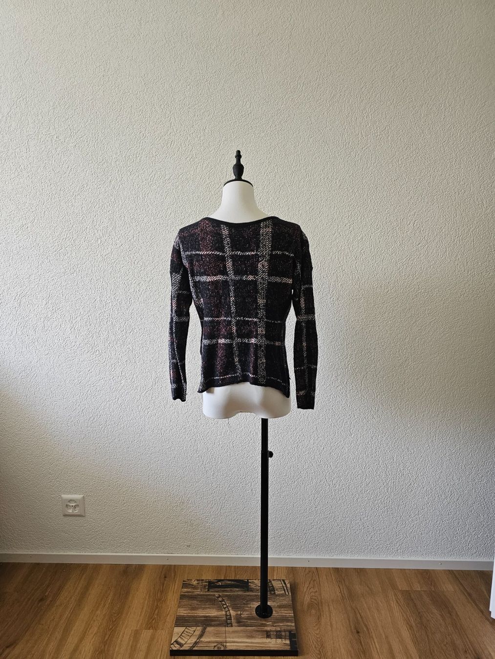 Desigual Pulls & Sweat-shirts: Desigual Pullover Tigerprint Karo, Gr. XS – D'occasion à Emmen par Tumanovr 4