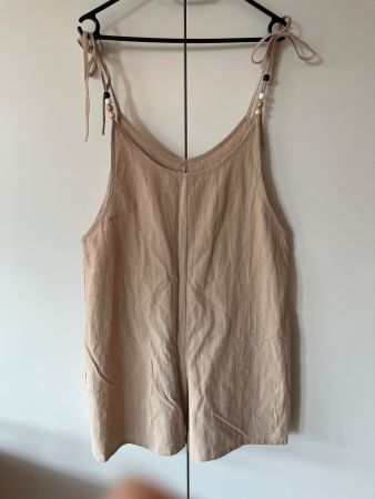 Kurzer Jumpsuit aus Baumwolle – Sandbeige ca. M-XL