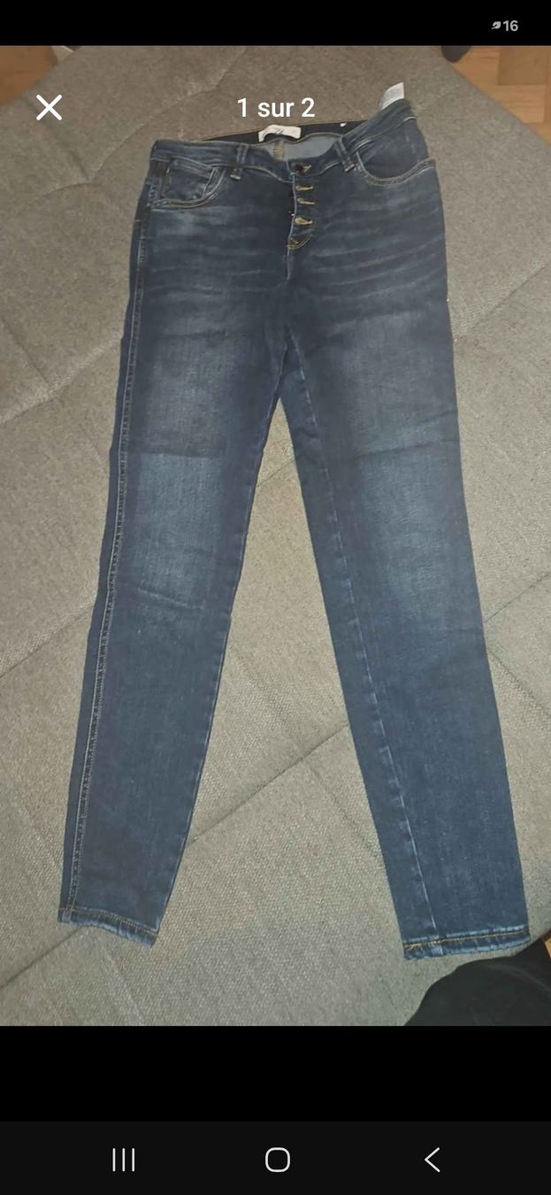 Mango Jeans: Jeans Mango taille 40 – Usato da Lausanne venduto da duk_5yll
