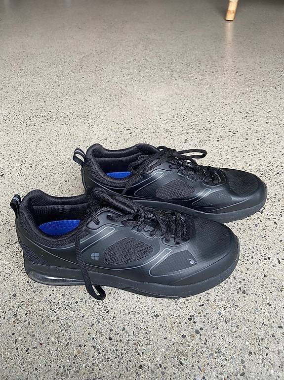 Herrenschuhe: Arbeitsschuhe Küche Neu Gr 40 – Neu (gemäss Beschreibung) aus Bern von ayla... 1