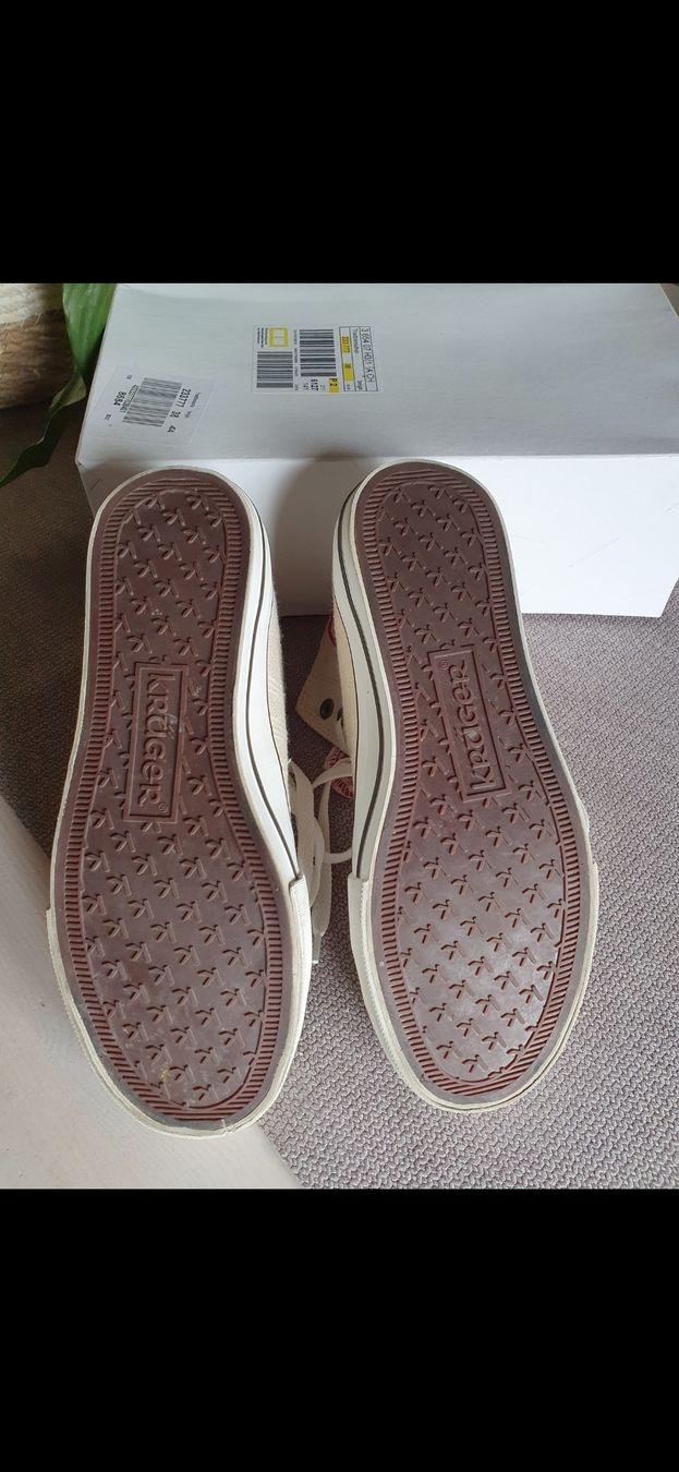 Converse Damenschuhe: Trachtenschuh – Neu (gemäss Beschreibung) aus Bad Zurzach von bin-da 3