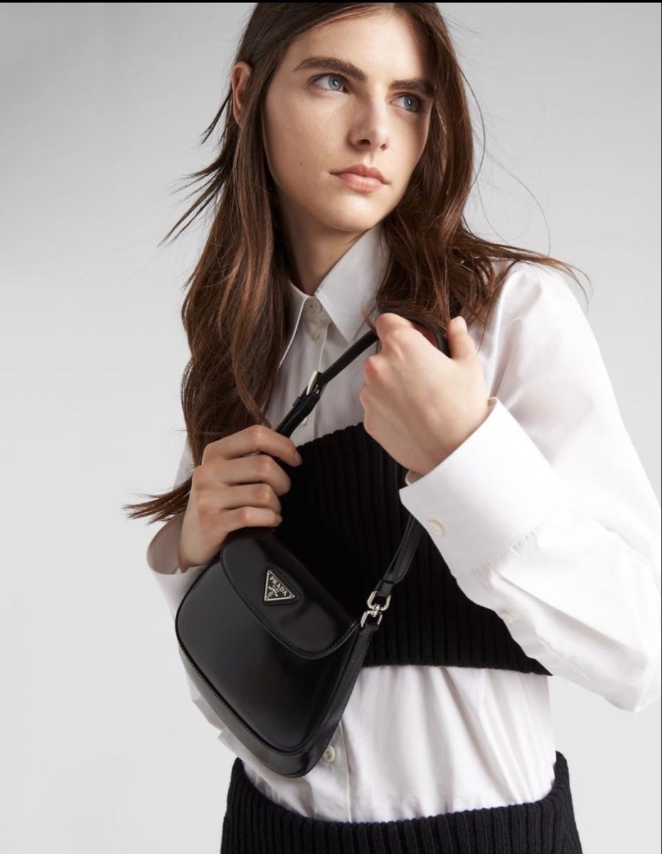 Prada Borse da donna: Prada Cleo Mini neuwertig! – Nuovo (secondo la descrizione) da St. Gallen venduto da giu_5xcq