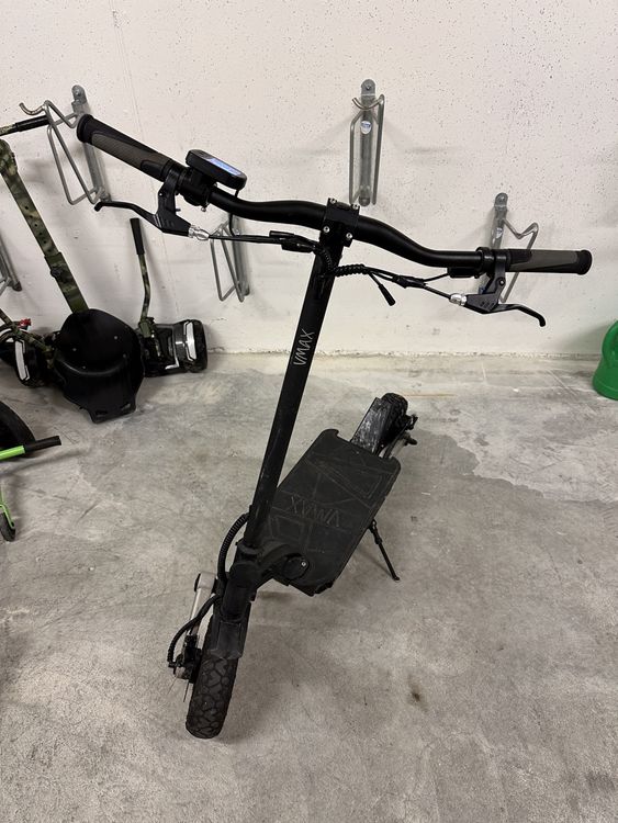 E-Scooter V-MAX R55 (Defekt) in Igis für CHF 226 – mit Lieferung auf ...