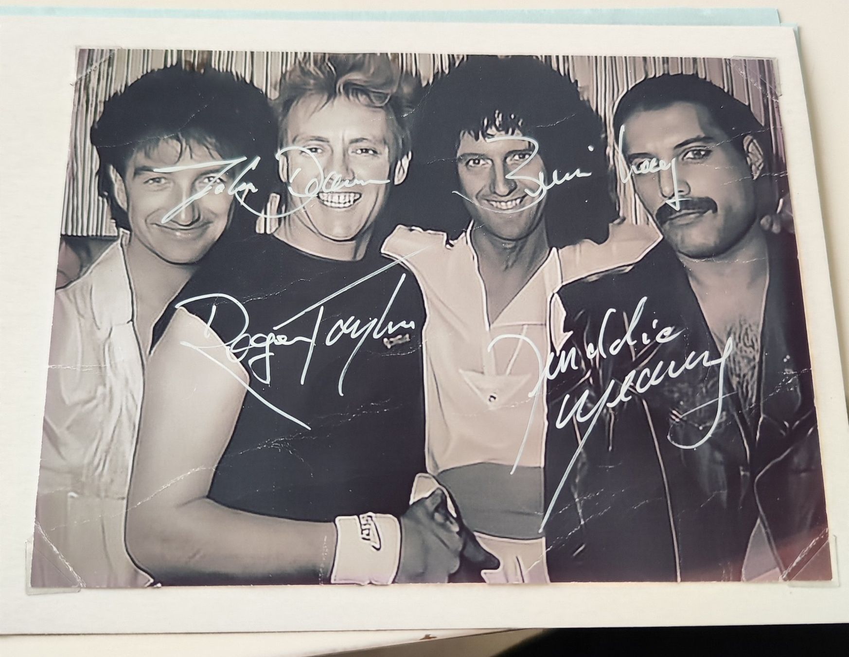 Autogramme: Original Autogramme der Gruppe Queen – Gebraucht aus Zürich von turbopuz