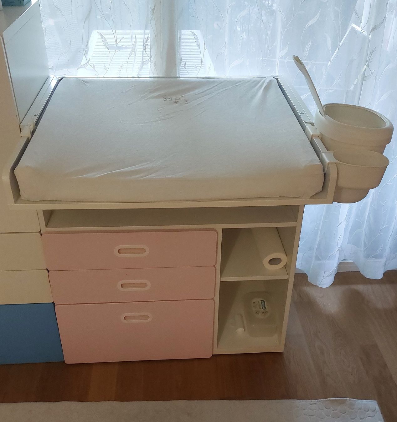 Ikea Wickeltisch & Zubehör: Ikea Wickeltisch – Gebraucht aus Bülach von herwigc 1