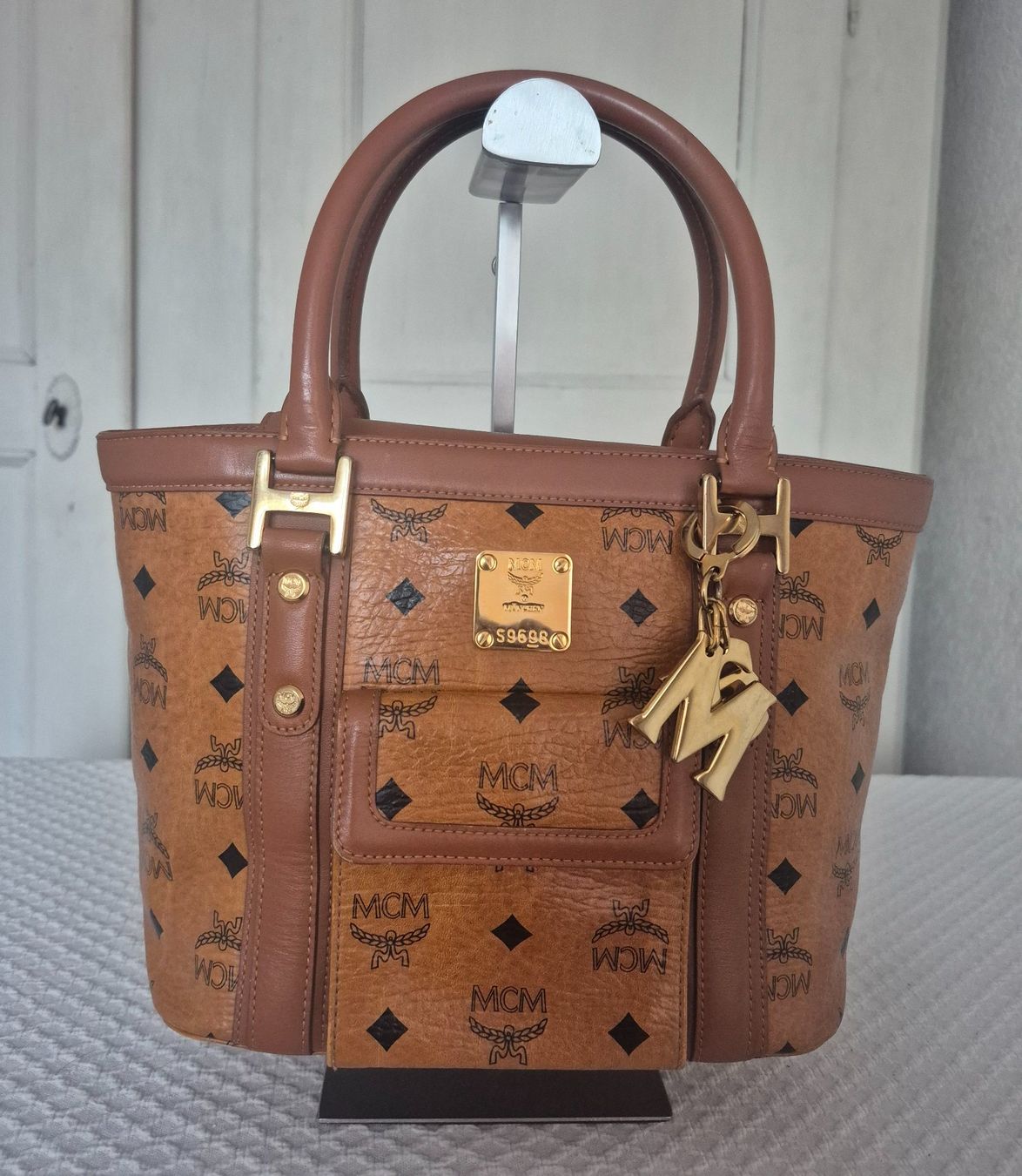 Mcm Borse da donna: Original MCM Shopper, inkl. Anhänger – Usato da Dottikon venduto da Pega7