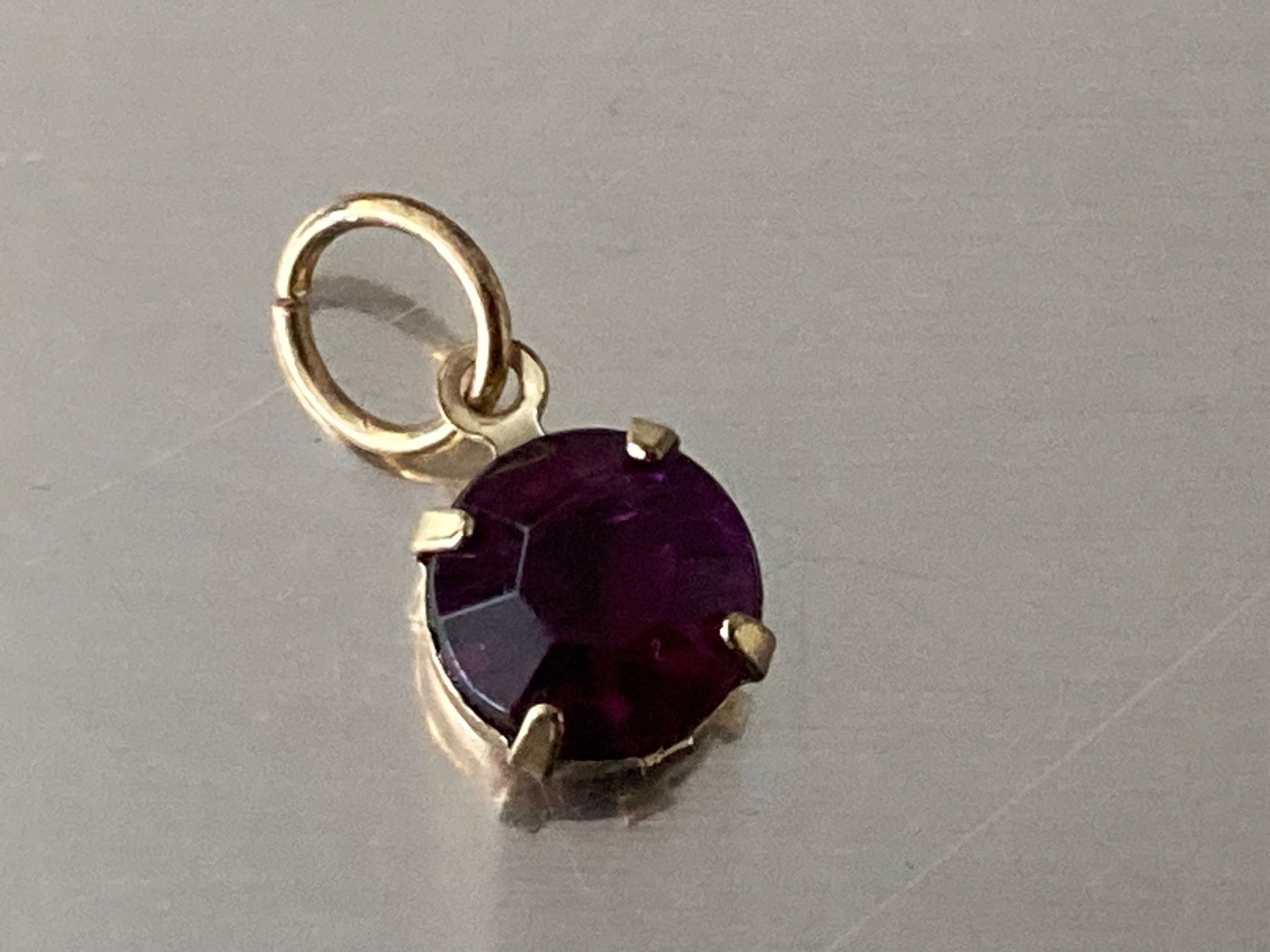 Ciondoli: Pendentif avec pierre grenat – Usato da Marly venduto da Antigona71 4