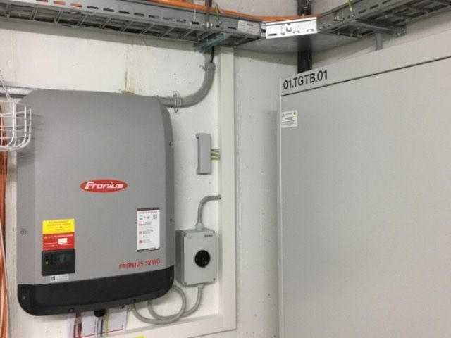 Fronius Inverter: Onduleur Fronius – Usato da Ponthaux venduto da joa_h9gy