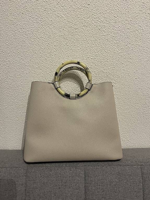 Borse da donna: Helle Tasche - ungetragen  – Usato da Zürich venduto da hoiliaaa