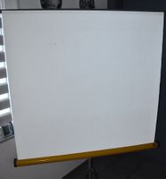 Leinwand für Projektion / Écran de projection