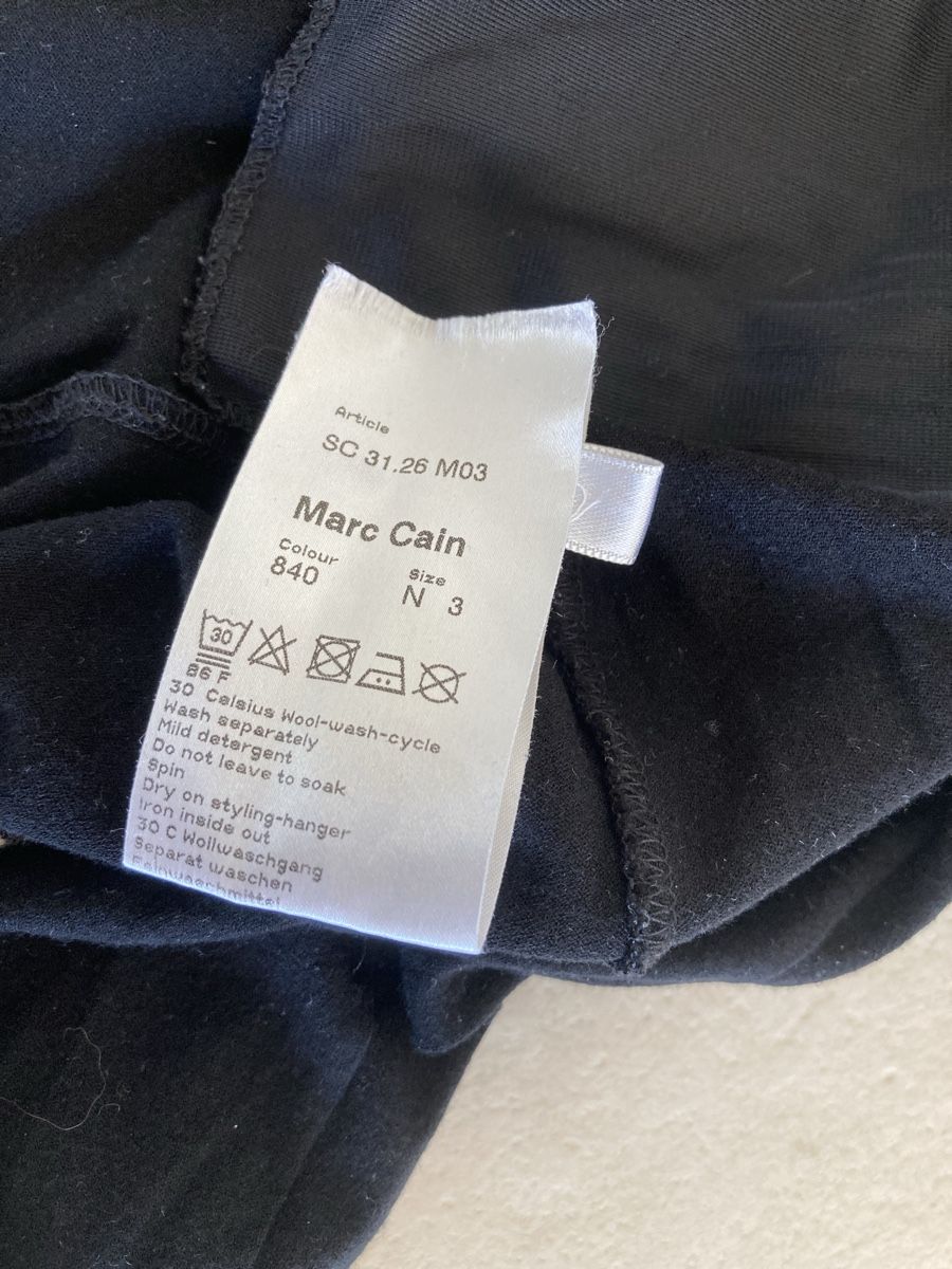 Marc Cain Pullover & Sweatshirts: Jäckchen von Marc Cain – Gebraucht aus Bettlach von Valgoy 4