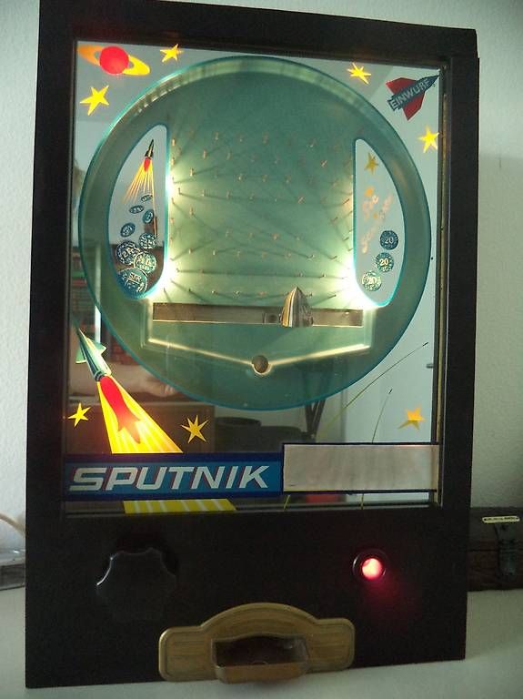Slot Machine: Geldspielautomat SPUTNIK 1.- Fr. – Usato da Adlikon b. Regensdorf venduto da Max3