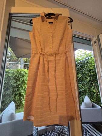 Sommerliches Hemdblusenkleid in Grösse 38/ 40 zu verkaufen!