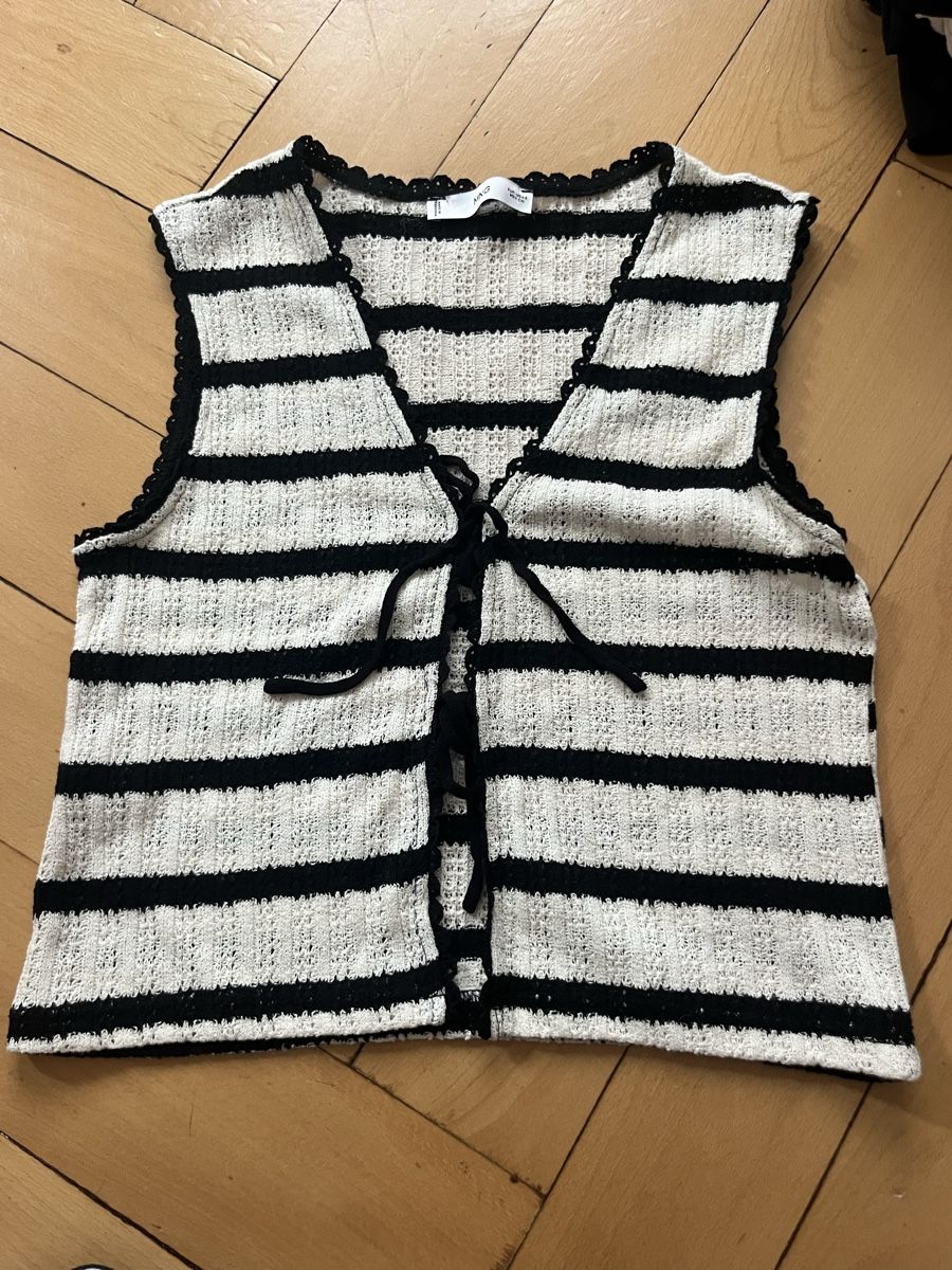 Top: Knit top – Usato da Zürich venduto da sunshinezuerich