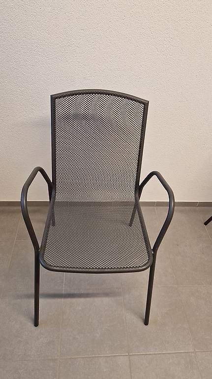 Stühle: Chaises de jardins – Gebraucht aus Gletterens von jon_t6k6 3