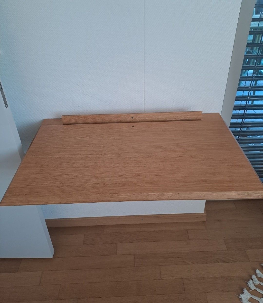 Scrivanie: Wandklappschreibtisch aus Eichenholz – Usato da Glattpark(Opfikon) venduto da Robby_Sa 1
