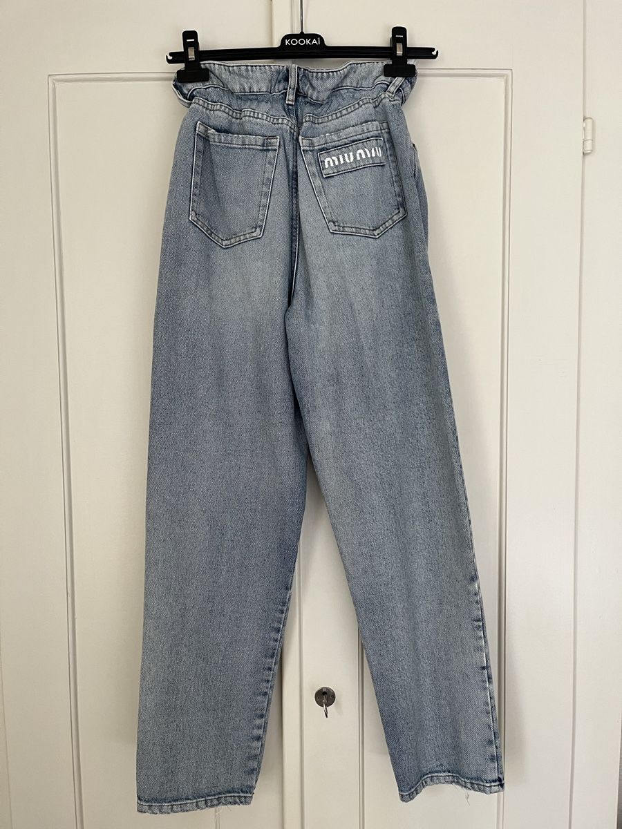 Miu Miu Jeans: Miu miu jeans – Usato da Lausanne venduto da pioupiou38 1