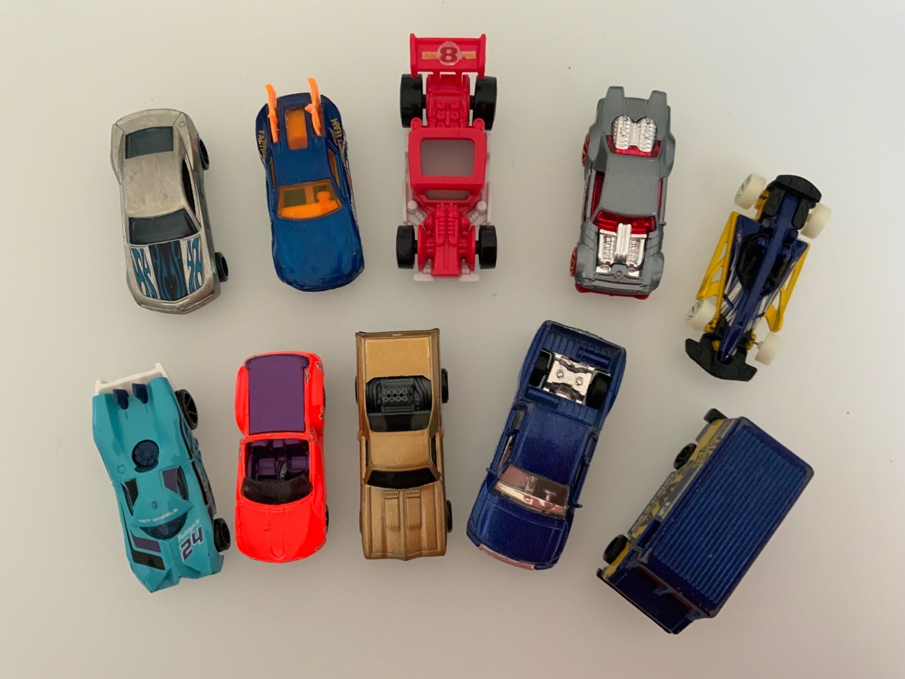 Hot Wheels Modellautos: 10 hot wheels  cars – Gebraucht aus Egg b. Zürich von SeriousPlayCH 1
