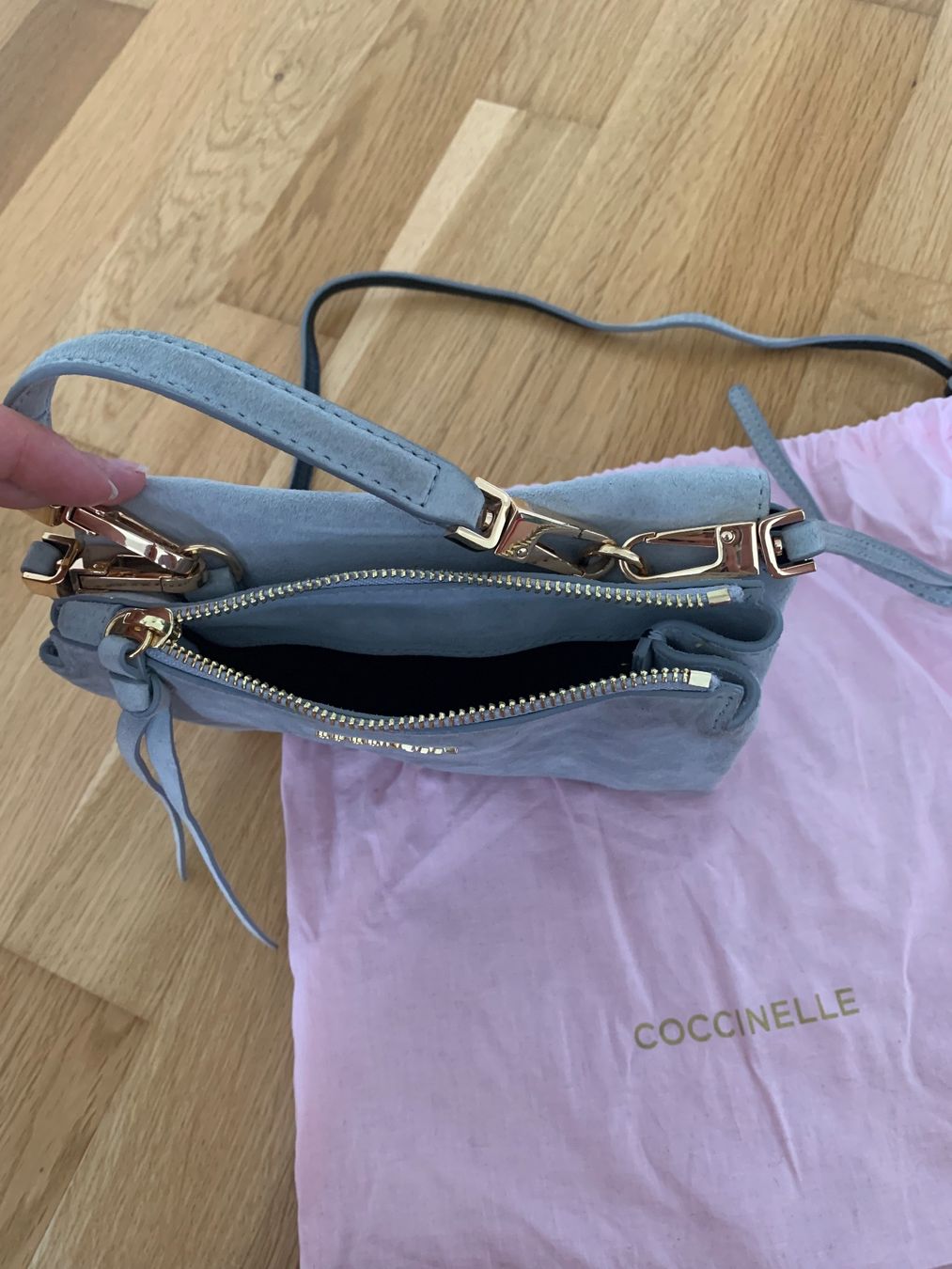 Coccinelle Borse da donna: Coccinelle Tasche – Usato da Chur venduto da le.k. 3