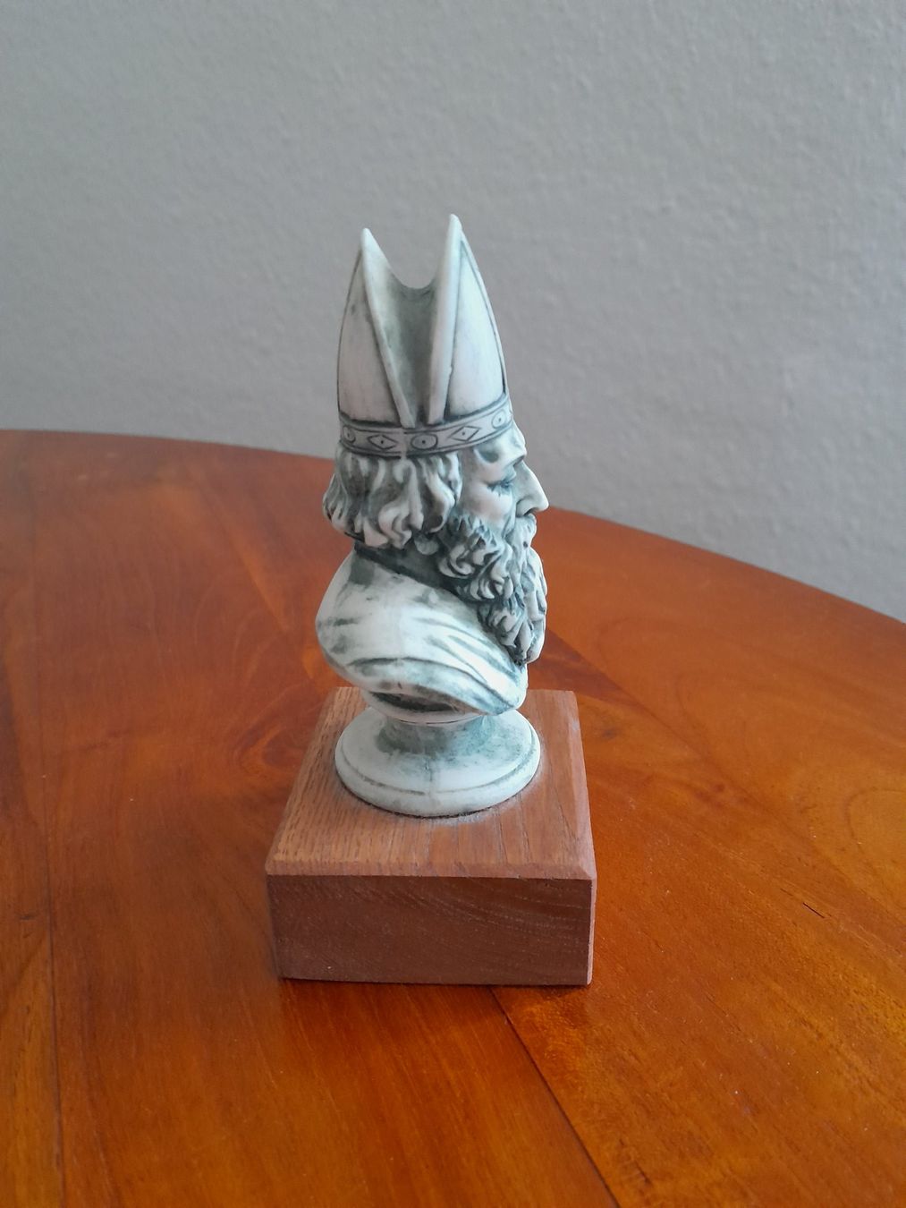 Statuette: Buste croate – Usato da La Chaux-de-Fonds venduto da AntoineKolbl 2