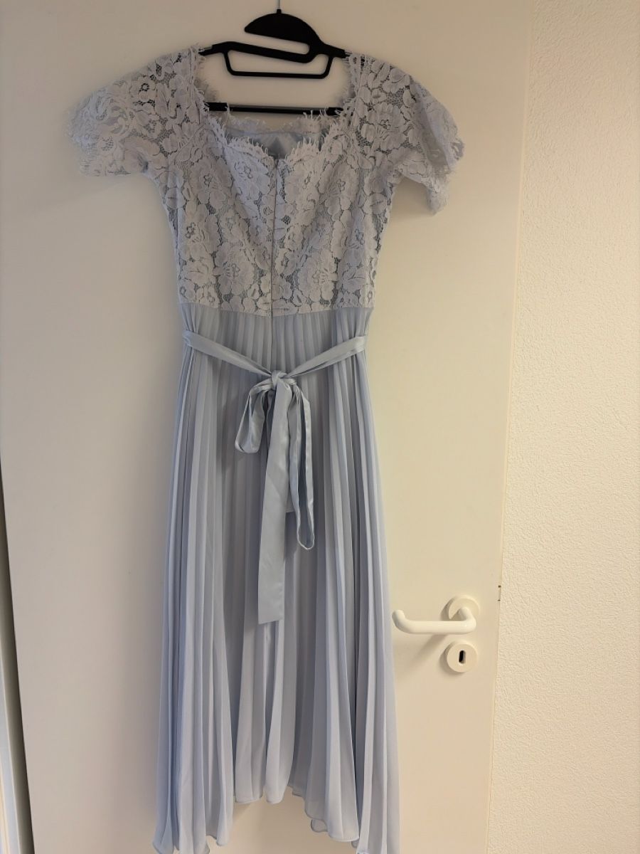 Robes: Kleid Coast Spitze hellblau Grösse 40 NEU – Neuf (Voir description) à Muhen par Rote-Zora01 2